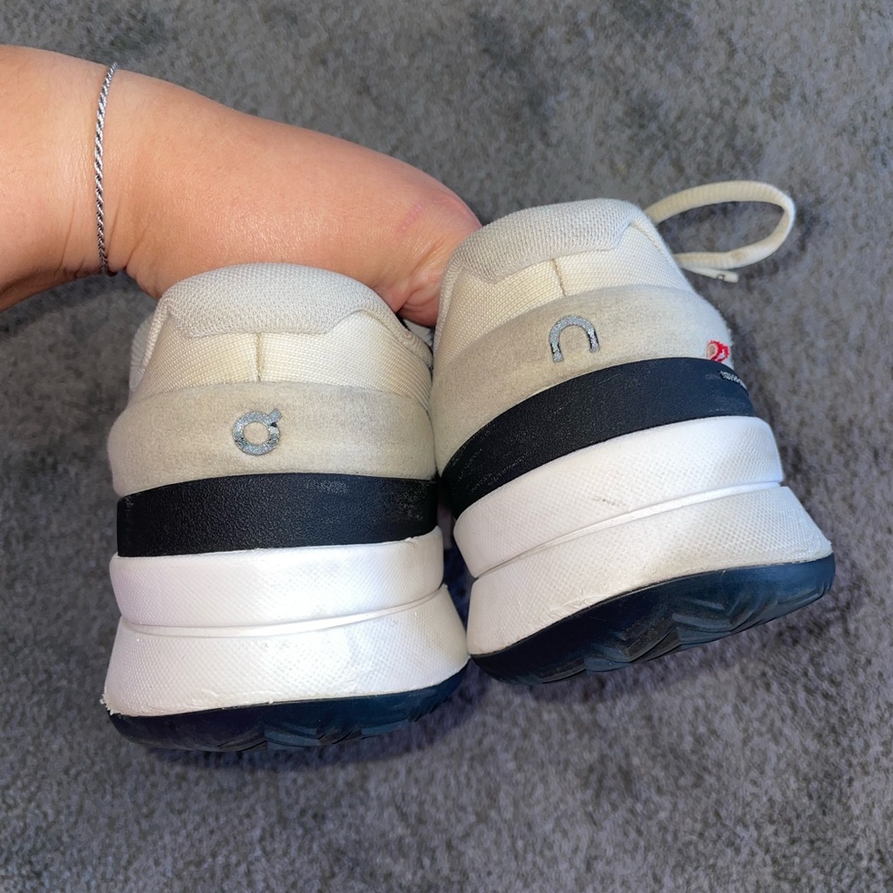 On Running The Roger Pro 2 Clay White Black Shoes Size 10W - Picture 8 of 15